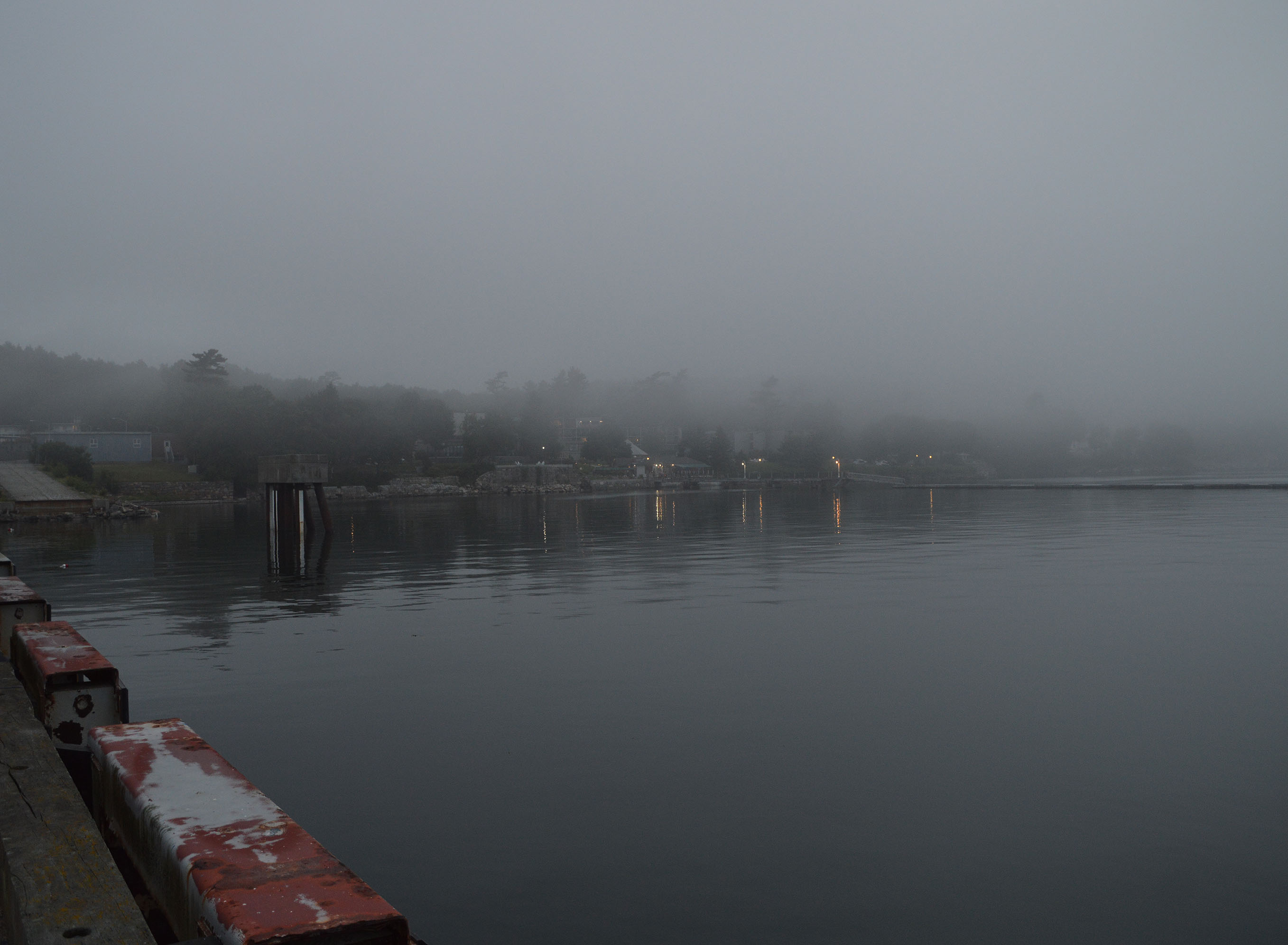 maine-on-water-w-fog