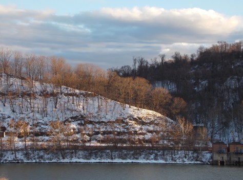 mountain across river2