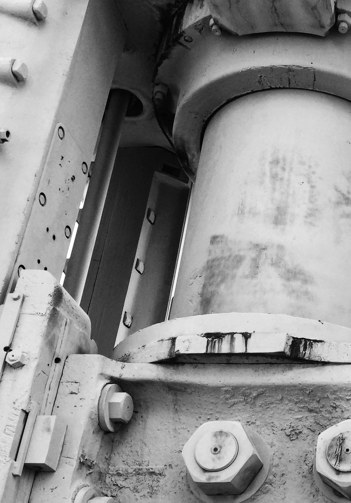 detail steel equip bla and wh